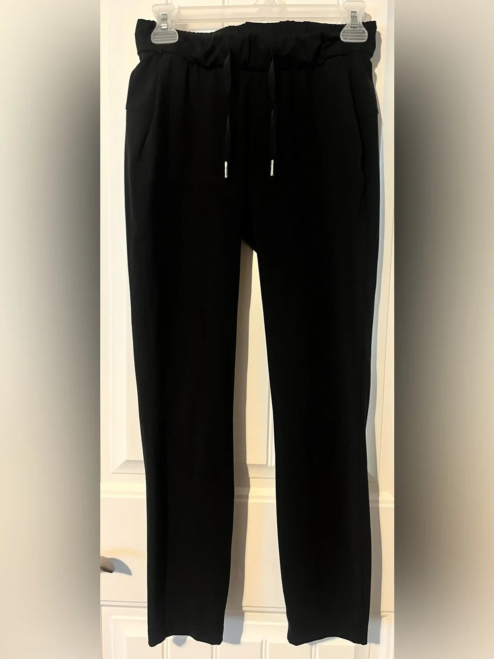 Lululemon On the Fly Pant - Black - Size 2 - Picture 1 of 5
